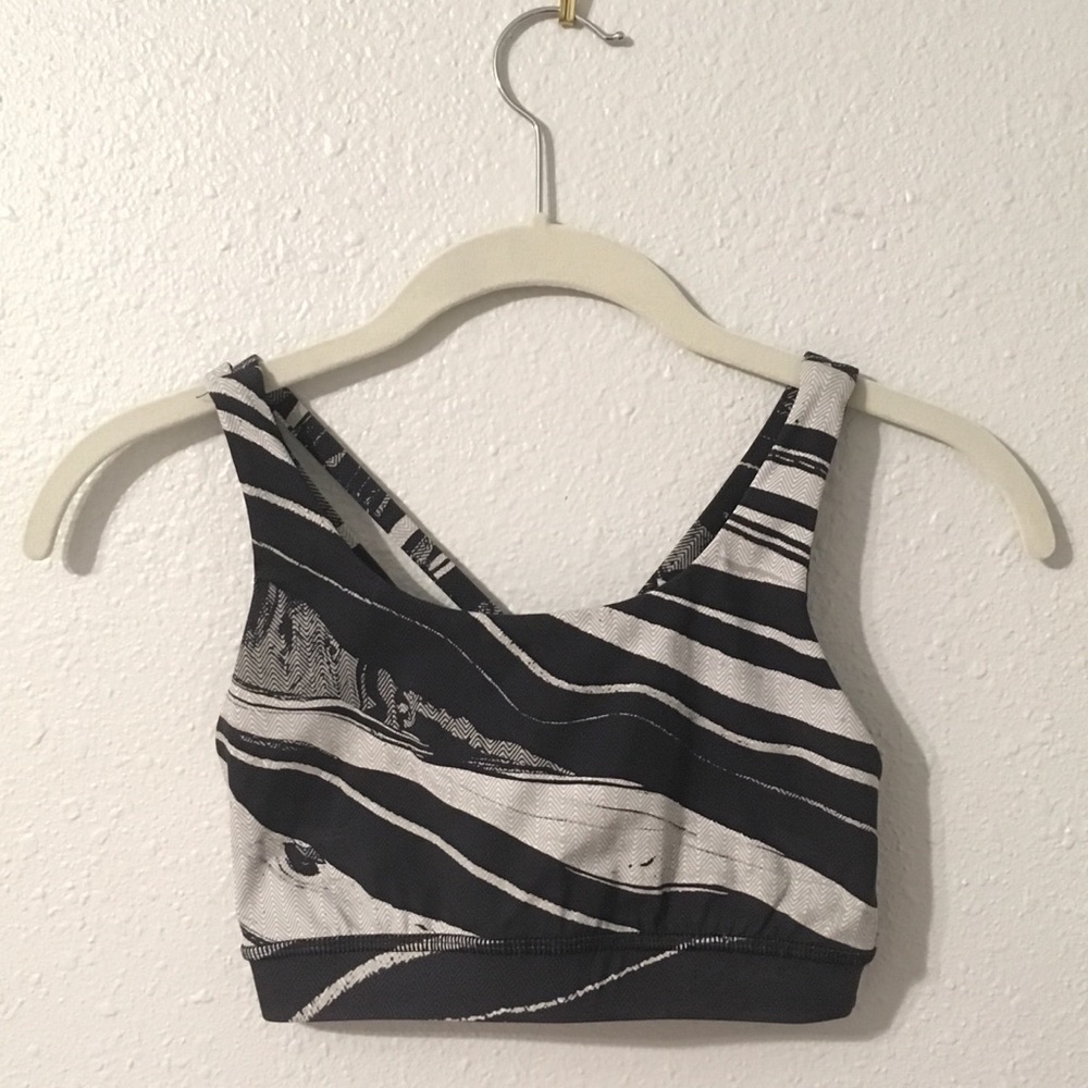 Lulu Lemon Sports Bra